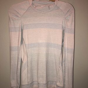 LULULEMON Long Sleeve Top